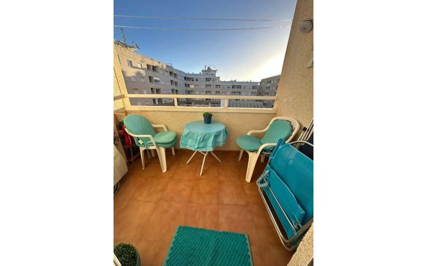 Revente - Apartamento -
Torrevieja - Centro