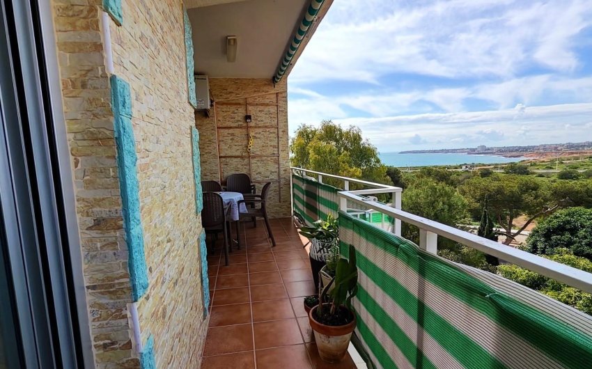 Revente - Apartamento -
Torrevieja - Centro