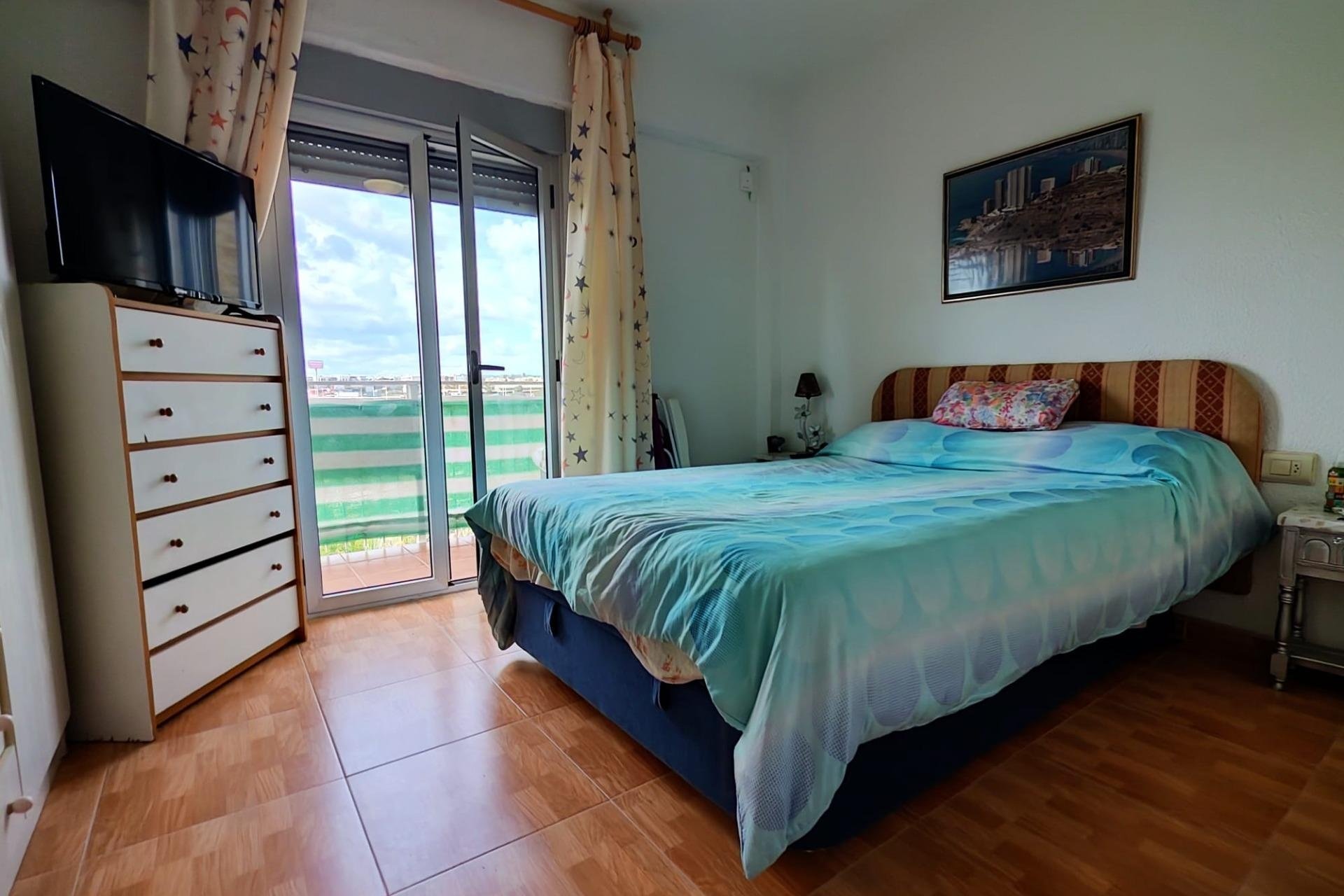 Revente - Apartamento -
Torrevieja - Centro
