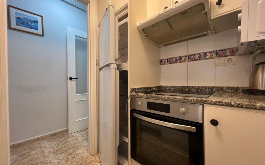 Revente - Apartamento -
Torrevieja - Centro
