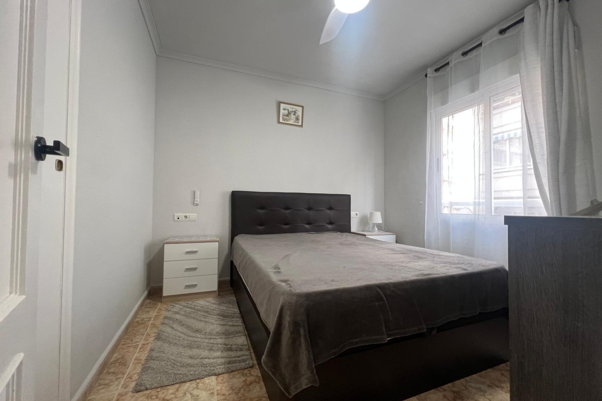 Revente - Apartamento -
Torrevieja - Centro