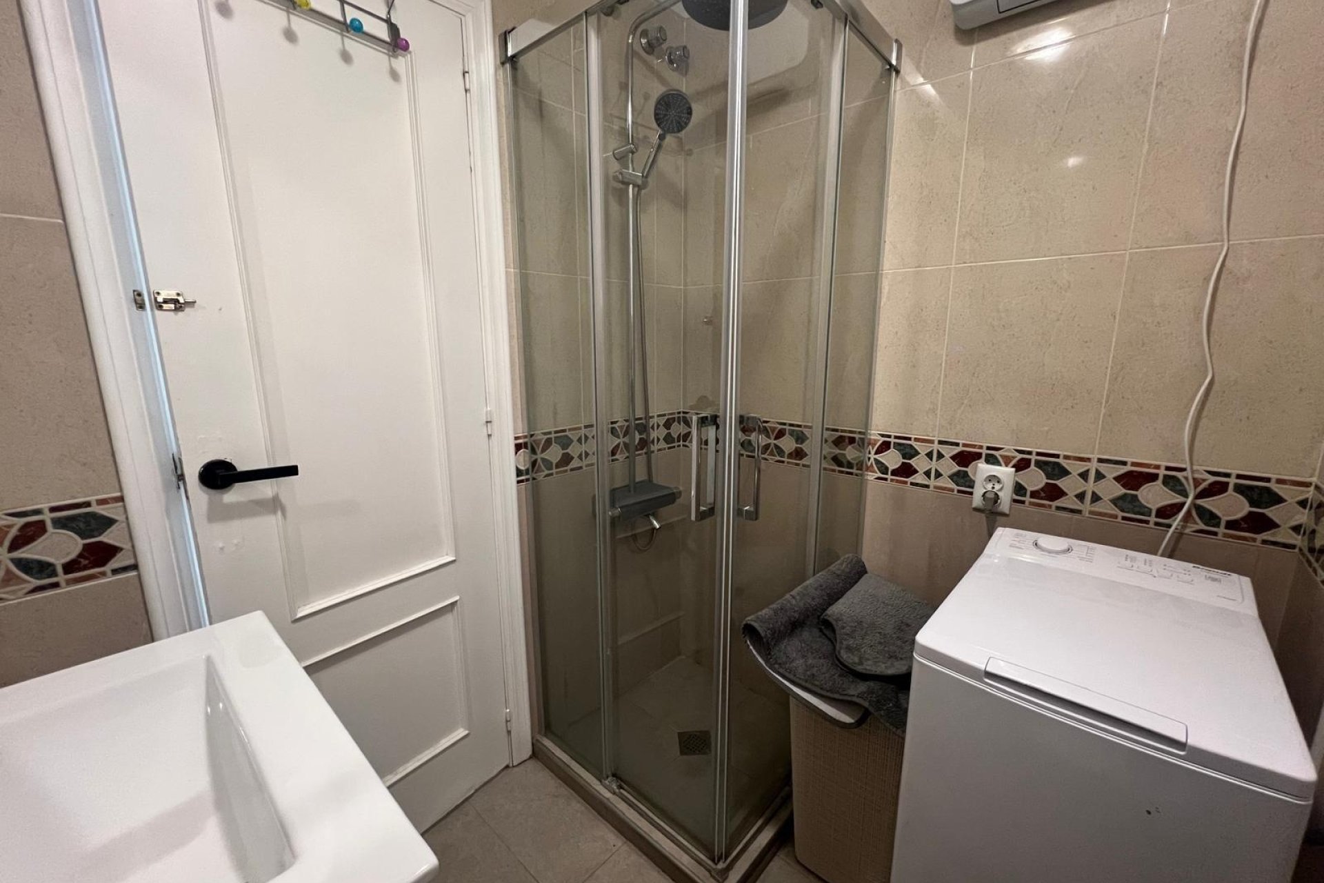 Revente - Apartamento -
Torrevieja - Centro