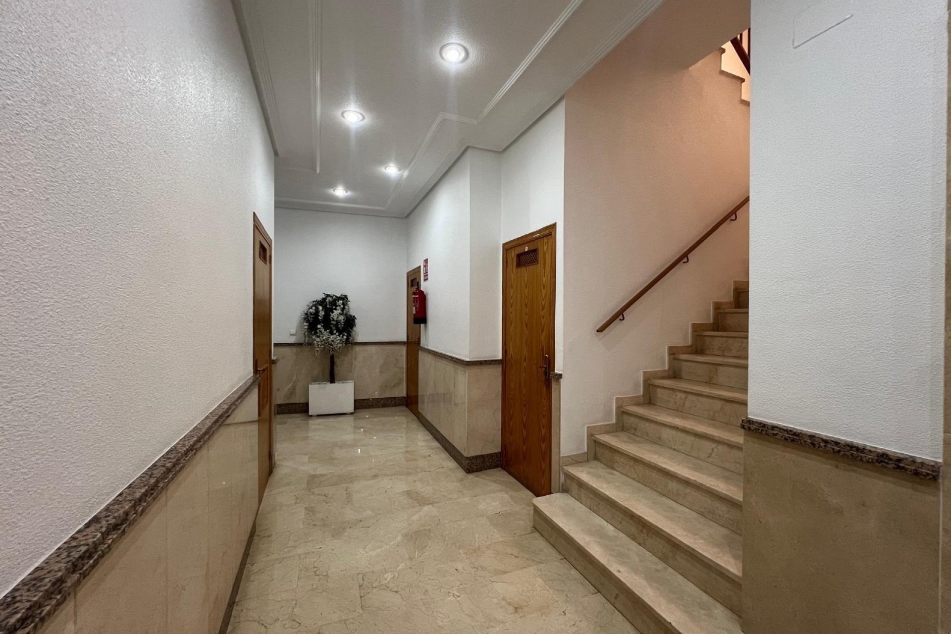 Revente - Apartamento -
Torrevieja - Centro