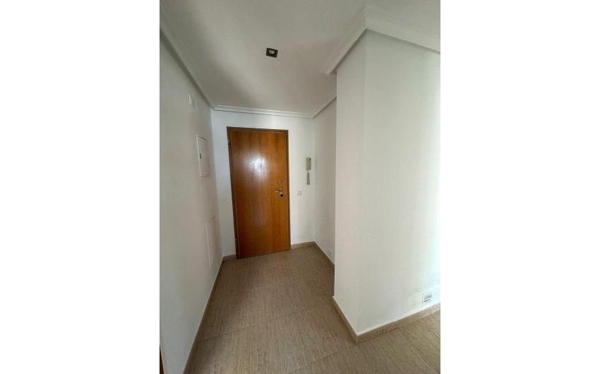 Revente - Apartamento -
Torrevieja - Centro