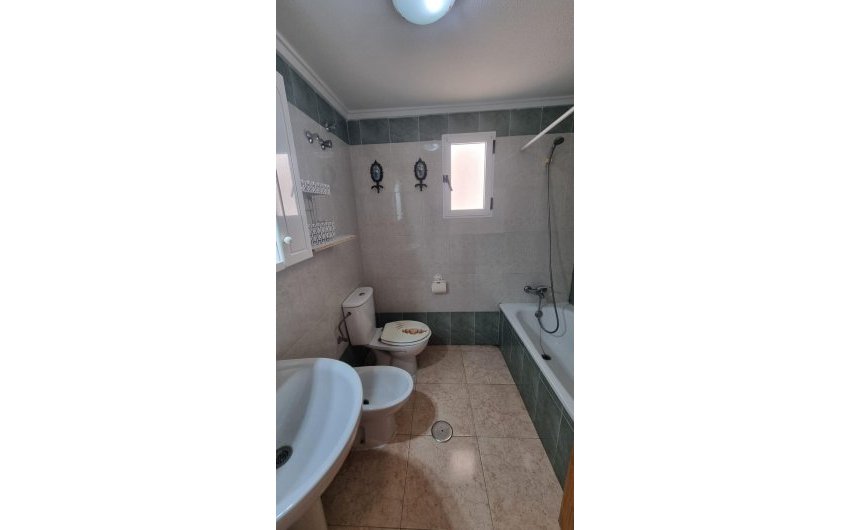 Revente - Apartamento -
Torrevieja - Centro