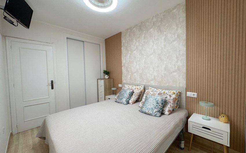 Revente - Apartamento -
Torrevieja - Centro