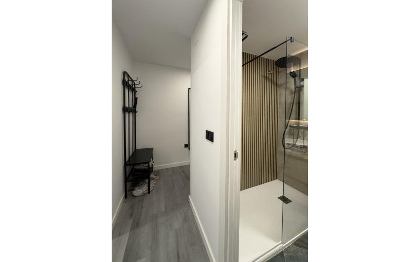 Revente - Apartamento -
Torrevieja - Centro