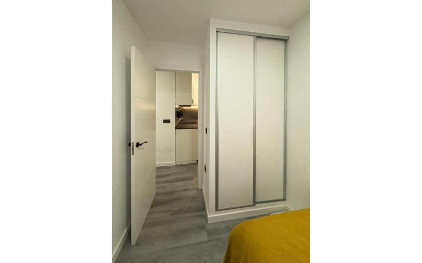Revente - Apartamento -
Torrevieja - Centro