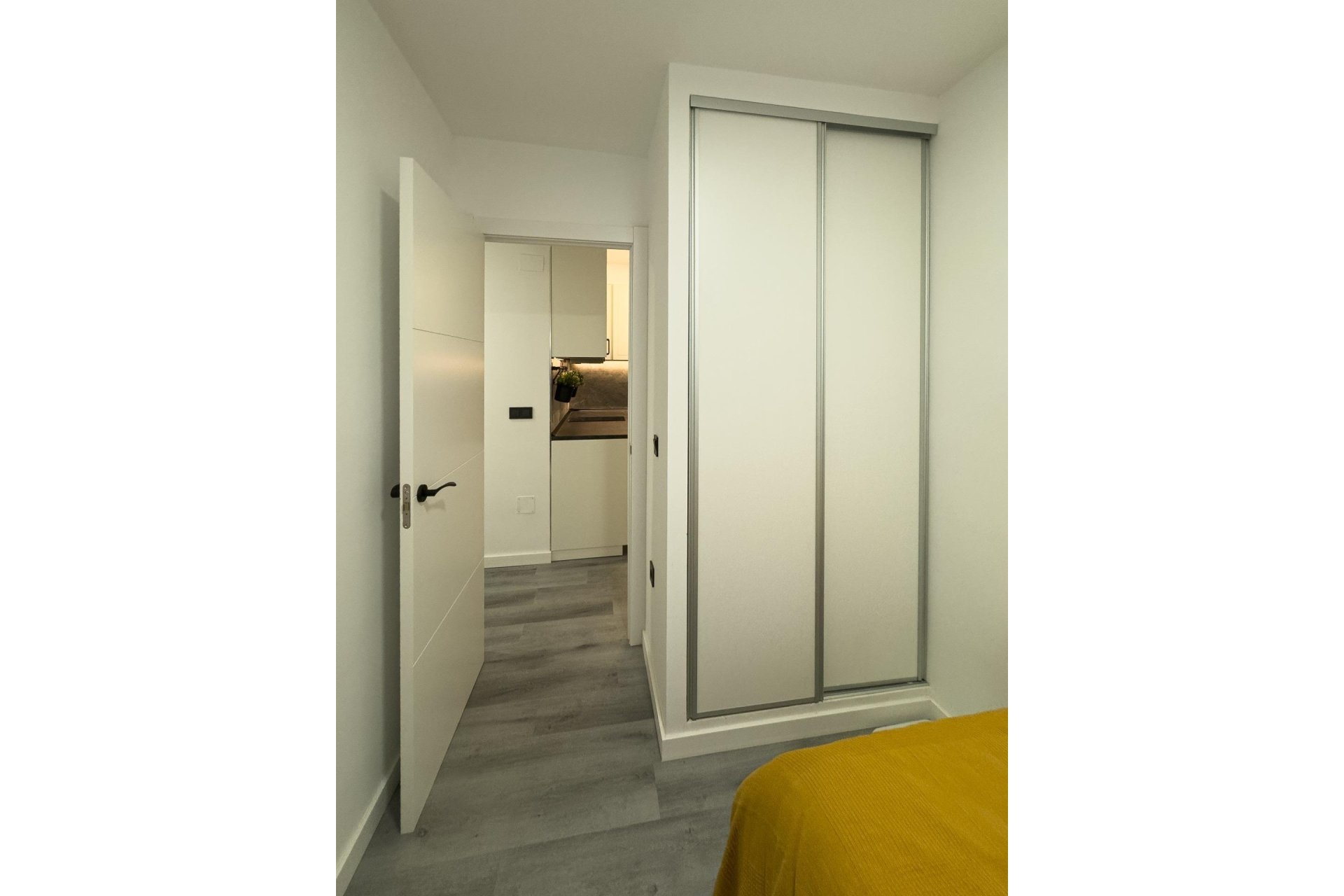 Revente - Apartamento -
Torrevieja - Centro