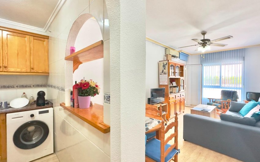 Revente - Apartamento -
Torrevieja - Centro