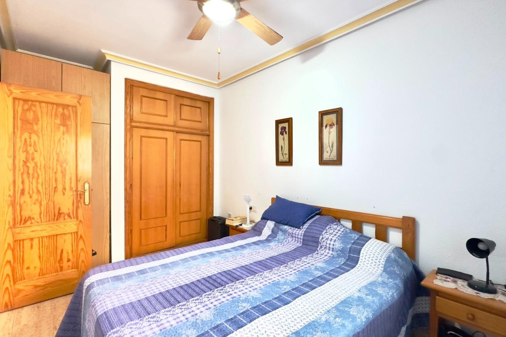 Revente - Apartamento -
Torrevieja - Centro