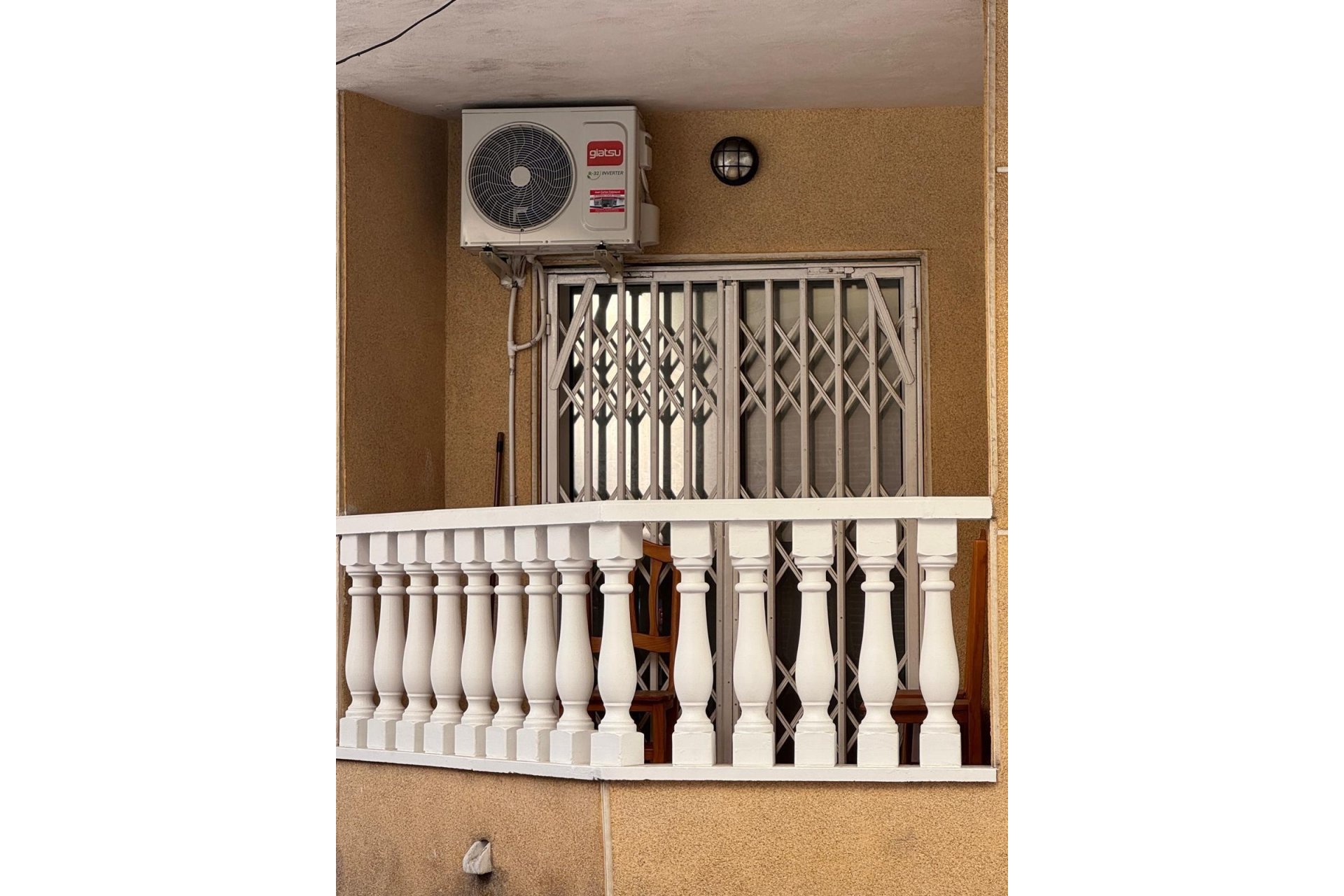 Revente - Apartamento -
Torrevieja - Centro