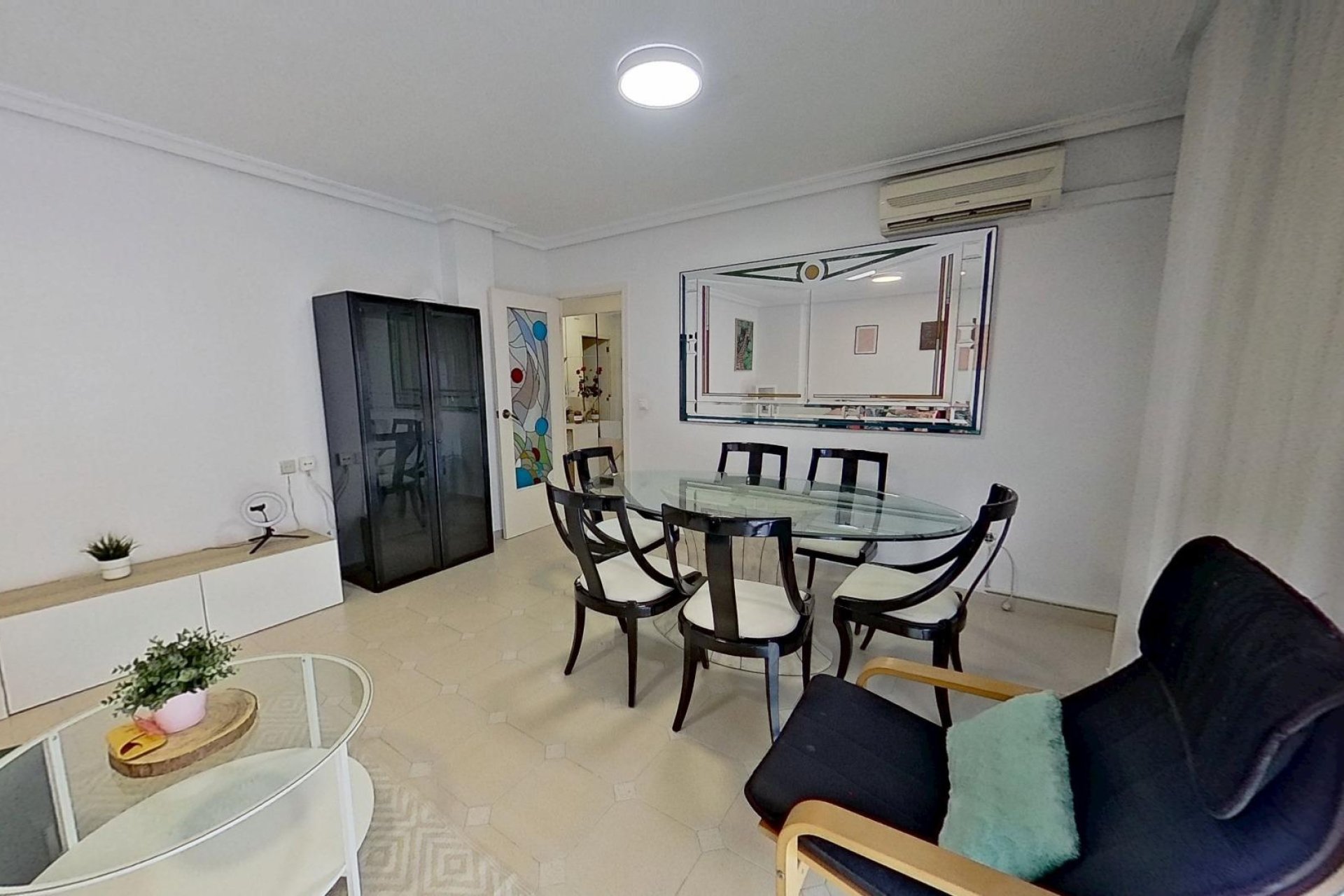 Revente - Apartamento -
Torrevieja - Centro