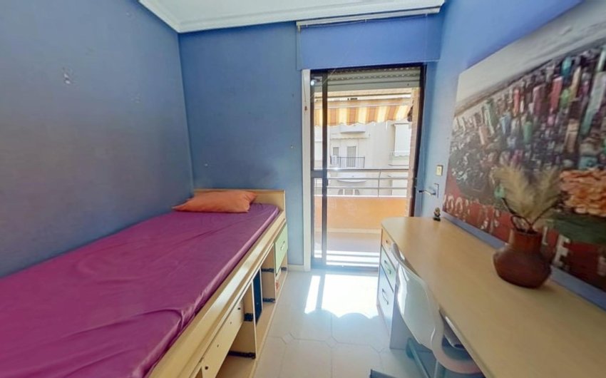 Revente - Apartamento -
Torrevieja - Centro