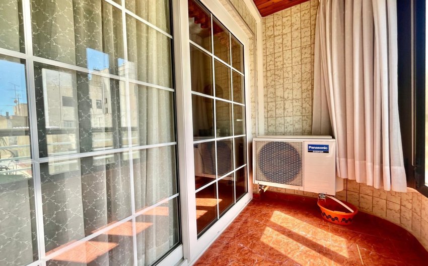 Revente - Apartamento -
Torrevieja - Centro