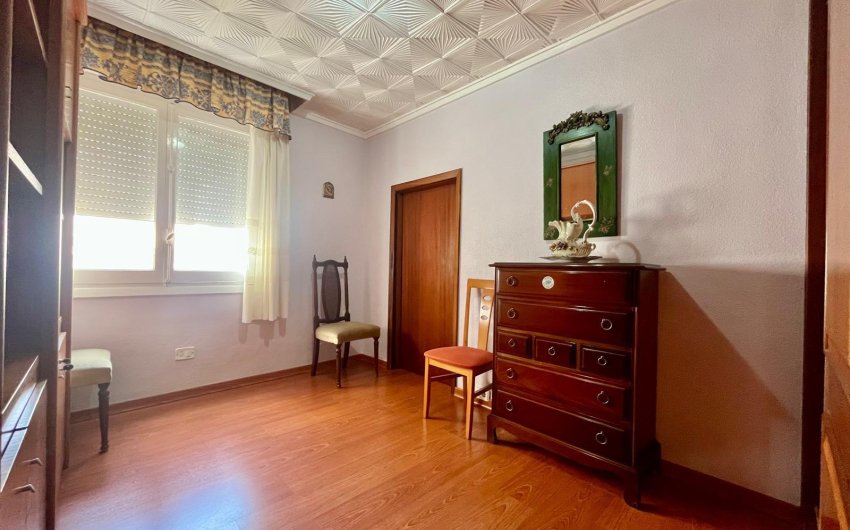 Revente - Apartamento -
Torrevieja - Centro