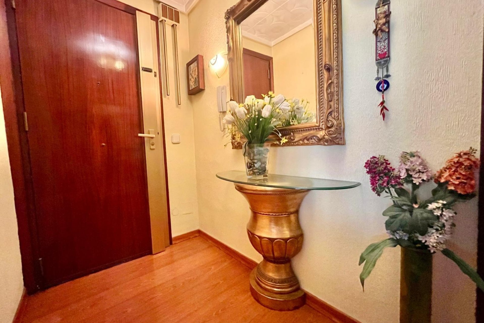 Revente - Apartamento -
Torrevieja - Centro