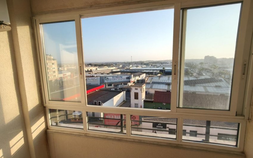 Revente - Apartamento -
Torrevieja - Centro