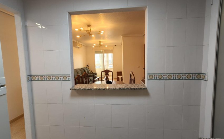 Revente - Apartamento -
Torrevieja - Centro