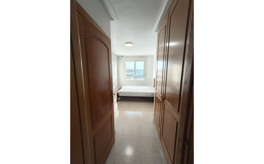 Revente - Apartamento -
Torrevieja - Centro