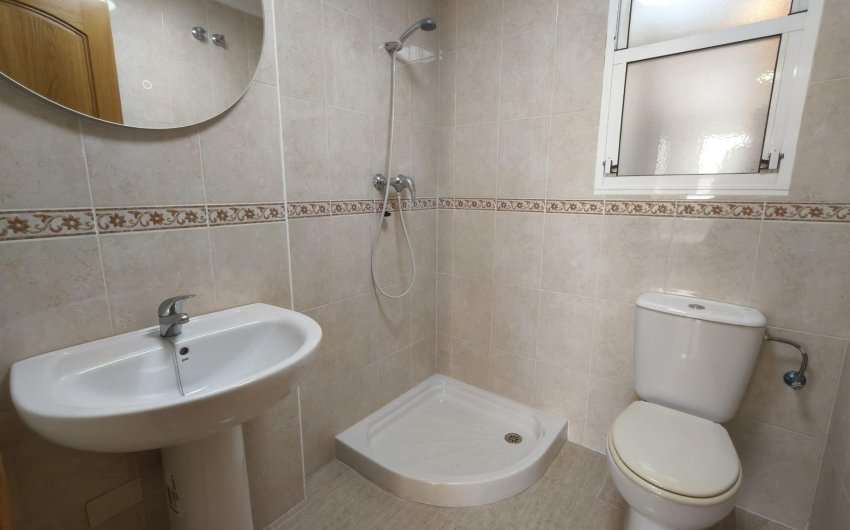 Revente - Apartamento -
Torrevieja - Centro