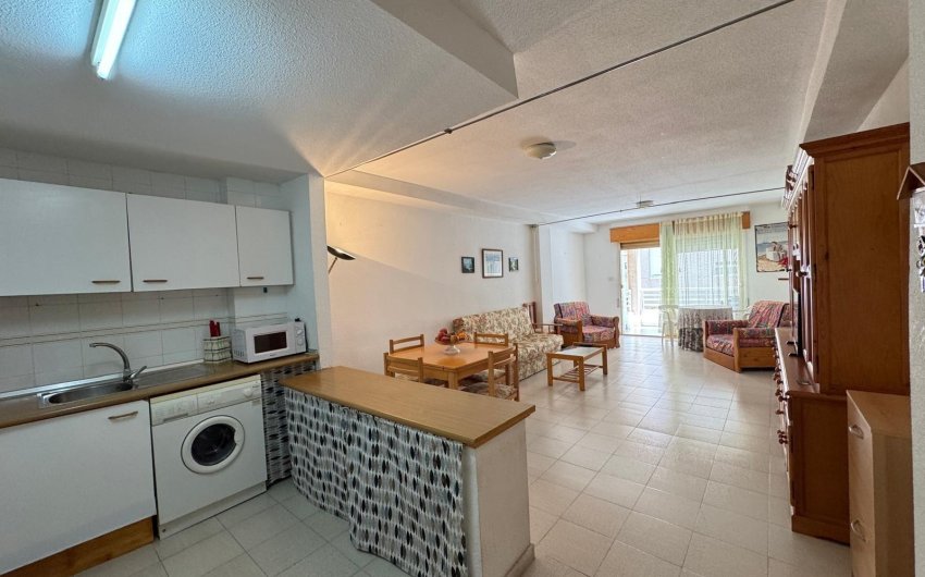 Revente - Apartamento -
Torrevieja - Centro