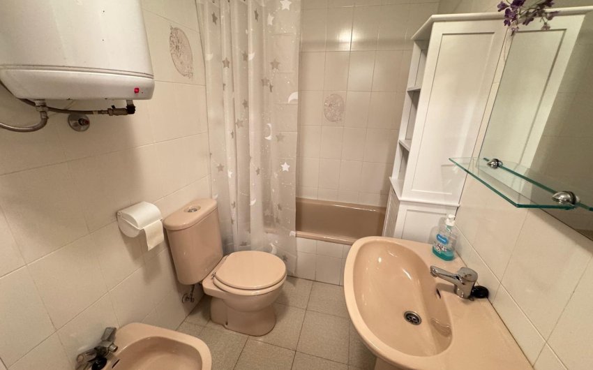 Revente - Apartamento -
Torrevieja - Centro