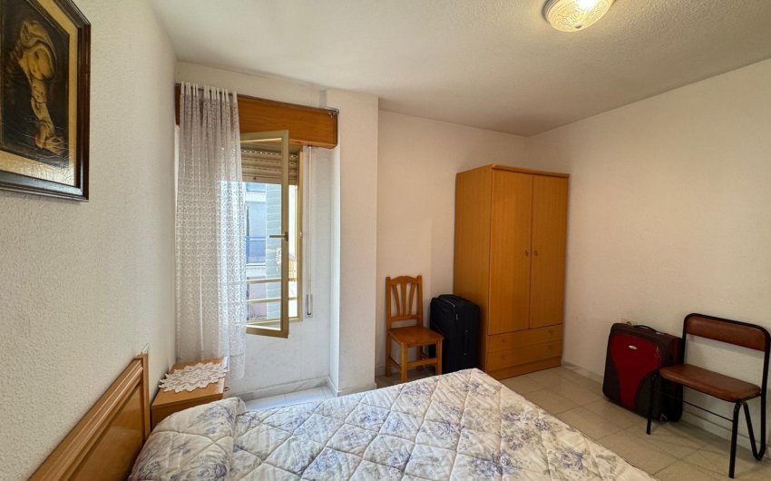 Revente - Apartamento -
Torrevieja - Centro