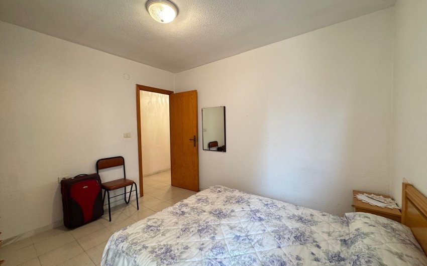 Revente - Apartamento -
Torrevieja - Centro