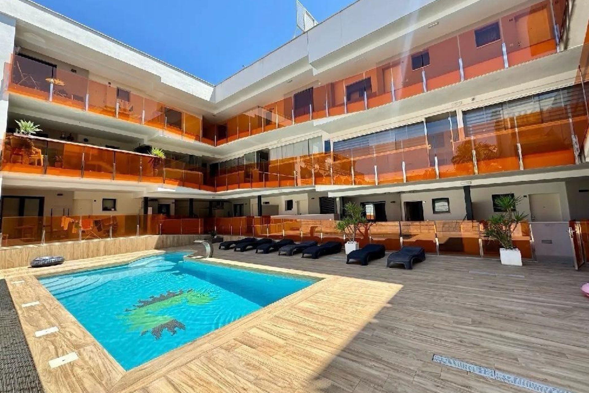 Revente - Apartamento -
Torrevieja - Centro