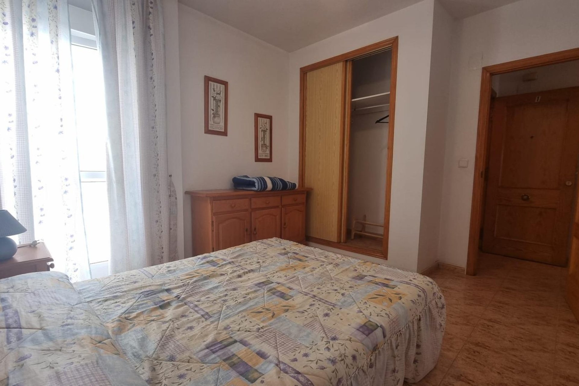 Revente - Apartamento -
Torrevieja - Centro