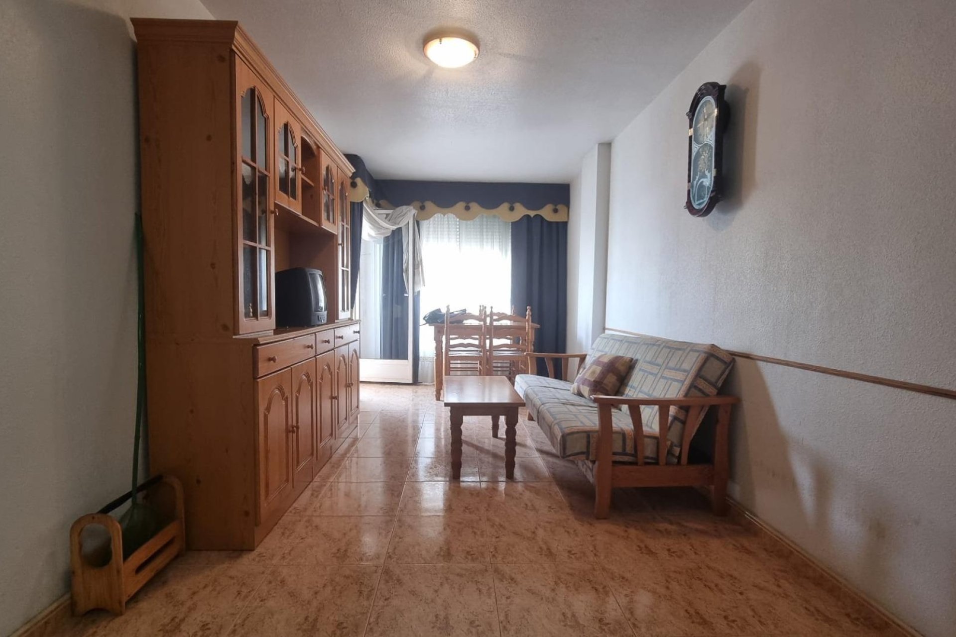 Revente - Apartamento -
Torrevieja - Centro