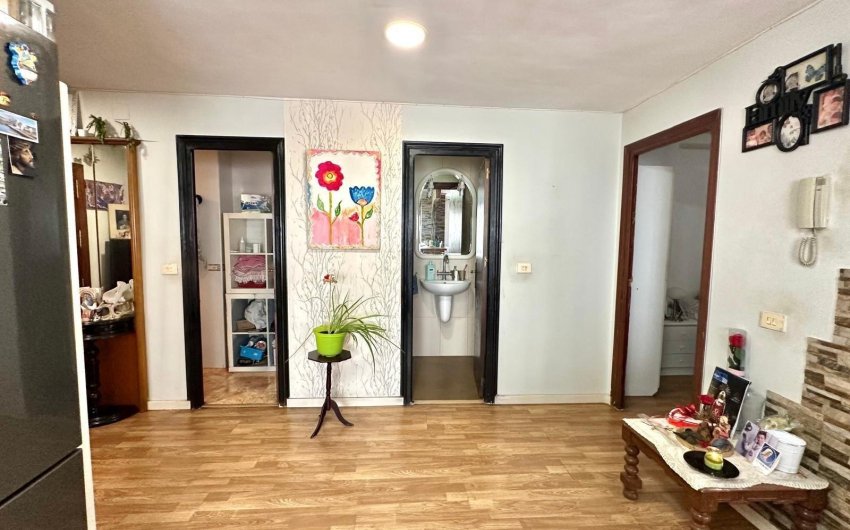 Revente - Apartamento -
Torrevieja - Centro