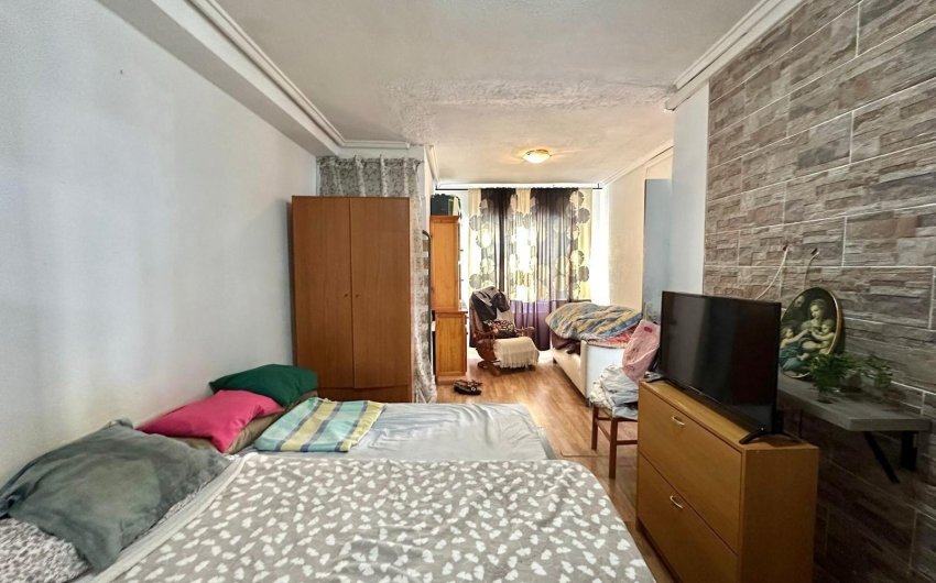 Revente - Apartamento -
Torrevieja - Centro