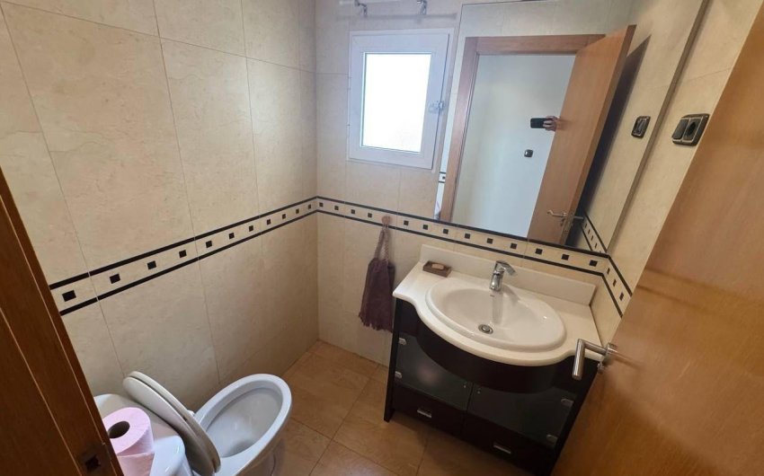 Revente - Apartamento -
Torrevieja - Centro