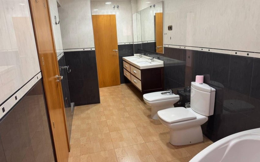 Revente - Apartamento -
Torrevieja - Centro