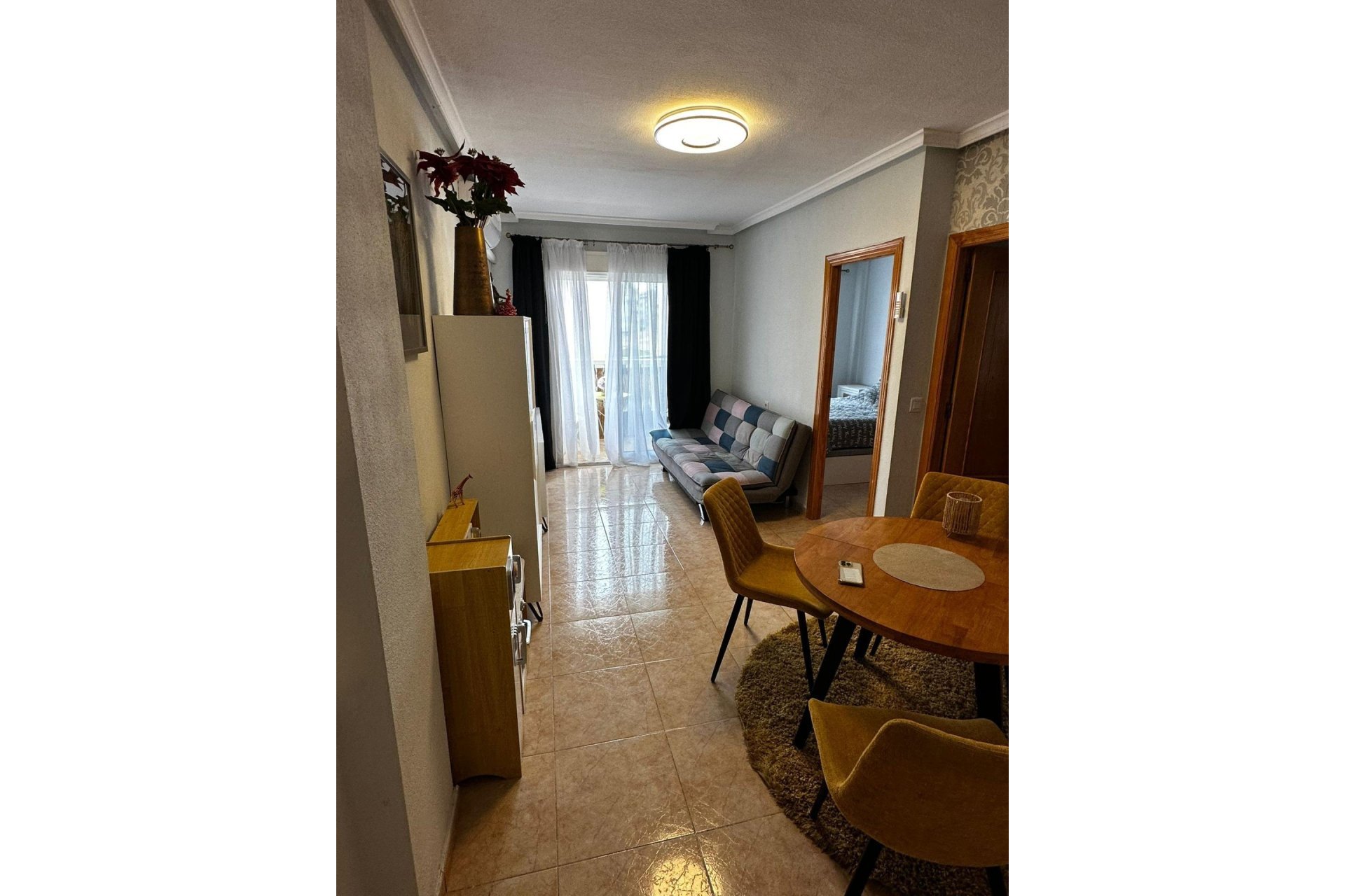 Revente - Apartamento -
Torrevieja - Centro