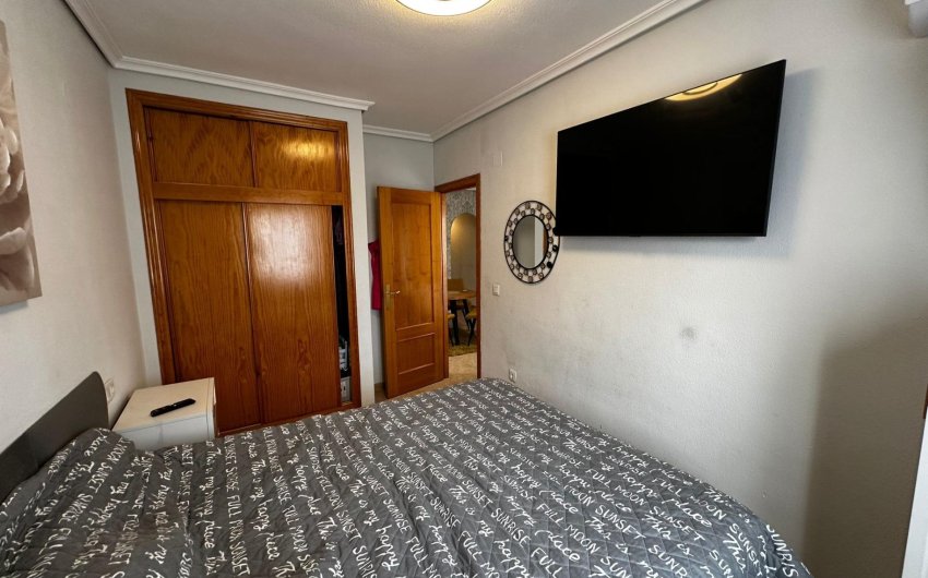 Revente - Apartamento -
Torrevieja - Centro