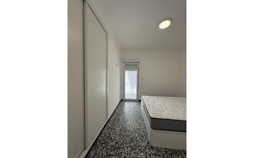 Revente - Apartamento -
Torrevieja - Centro