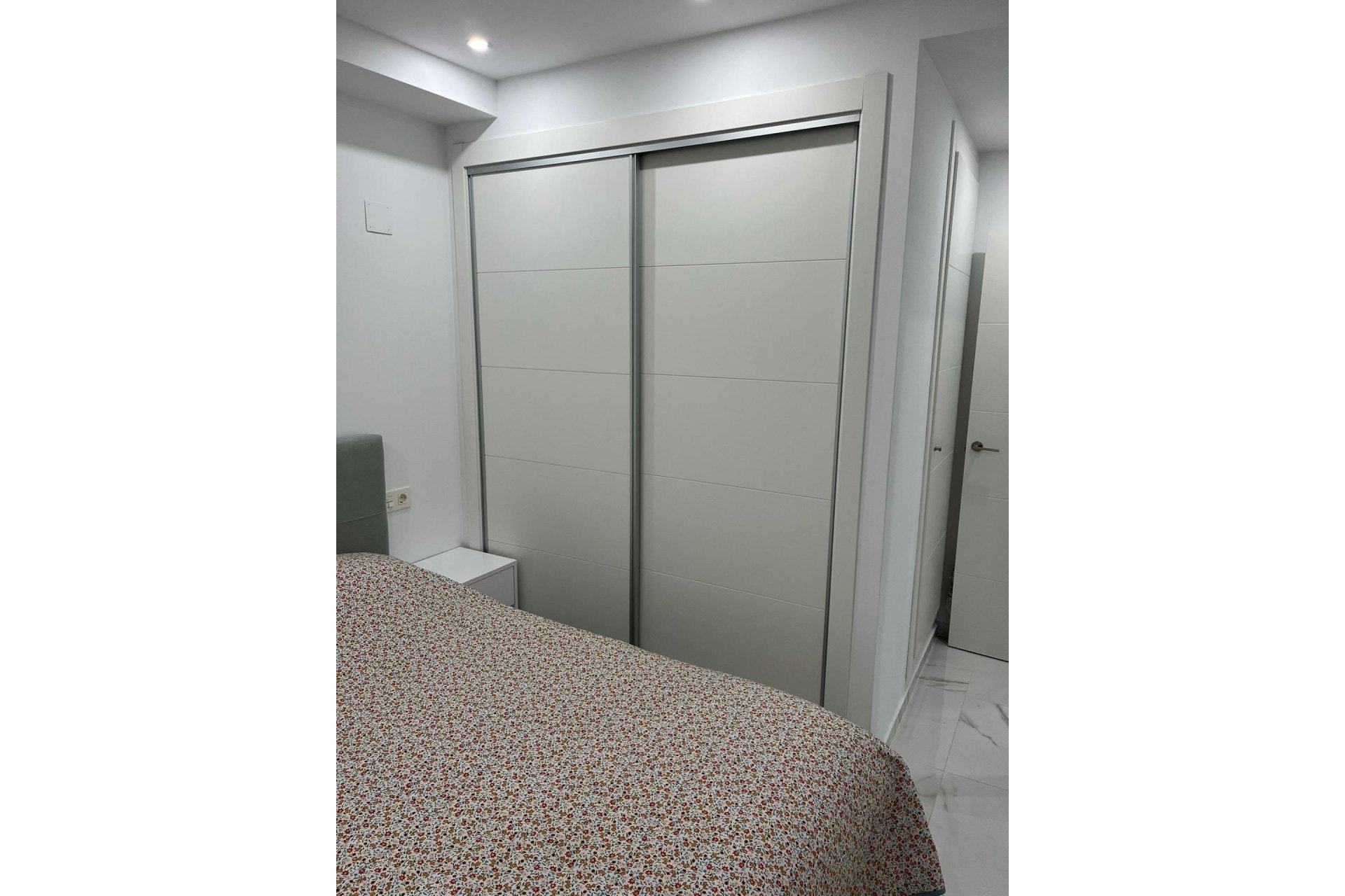 Revente - Apartamento -
Torrevieja - Centro