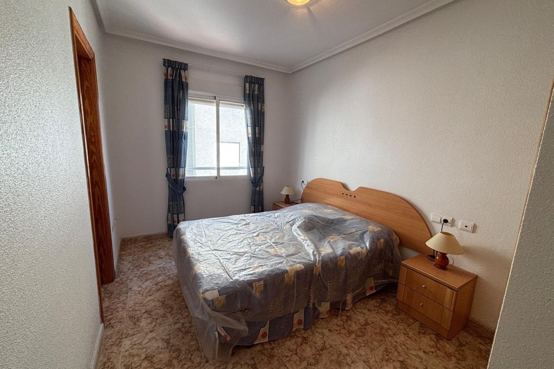Revente - Apartamento -
Torrevieja - Playa del Cura