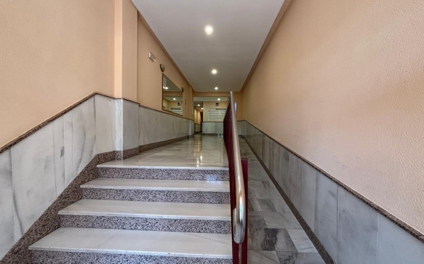 Revente - Apartamento -
Torrevieja - Playa del Cura