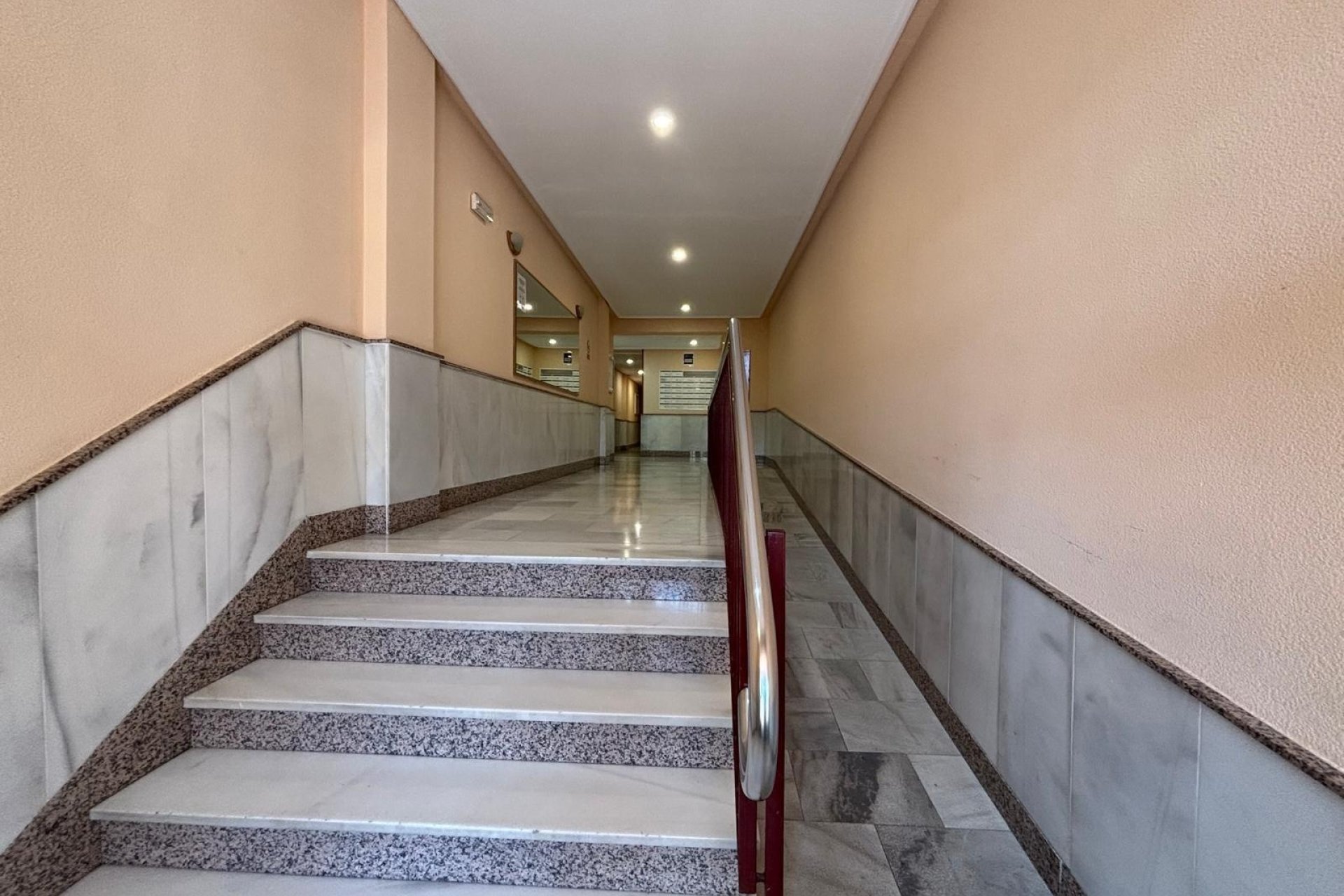 Revente - Apartamento -
Torrevieja - Playa del Cura