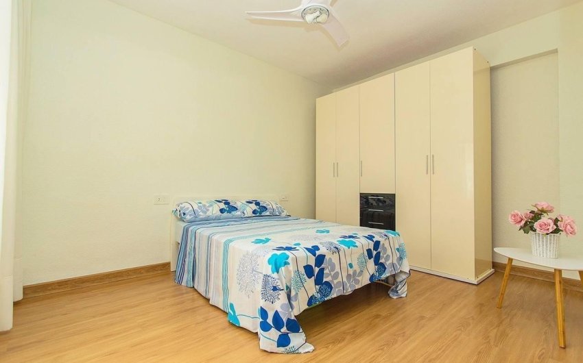 Revente - Apartamento -
Torrevieja - Playa del Cura