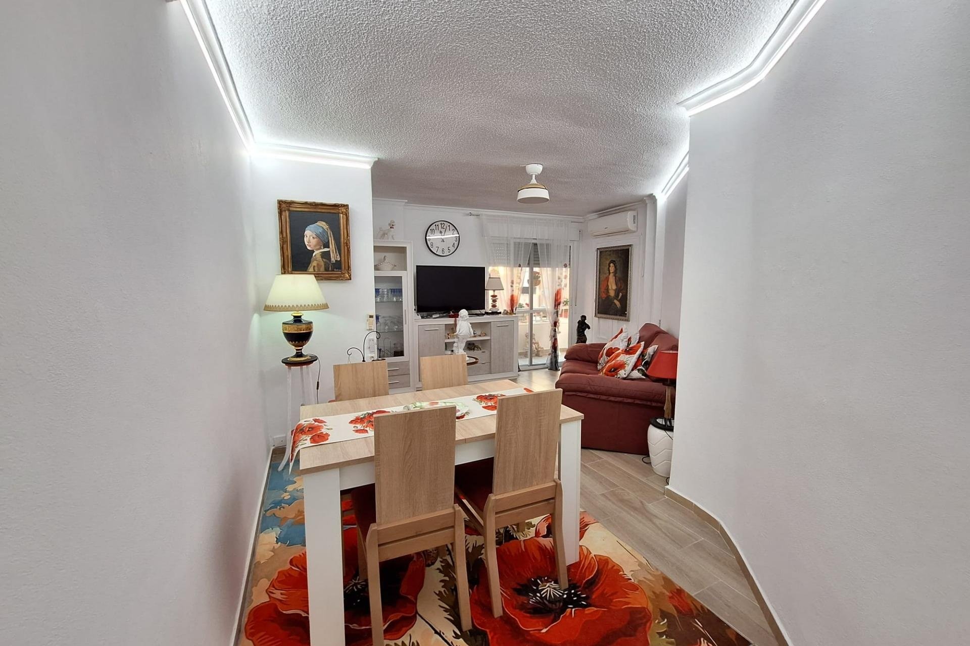 Revente - Apartamento -
Torrevieja - Playa del Cura