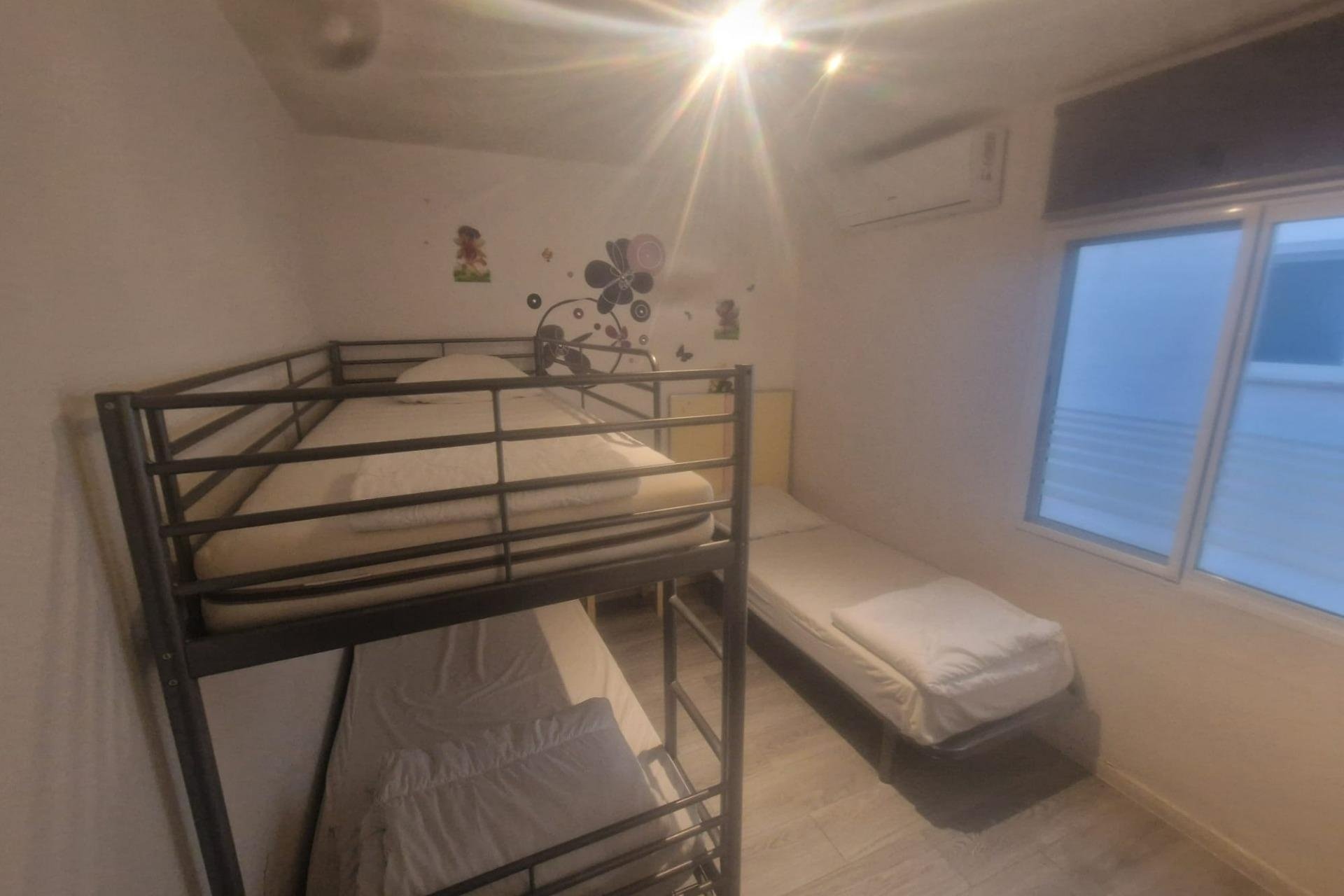 Revente - Apartamento -
Torrevieja - Playa del Cura