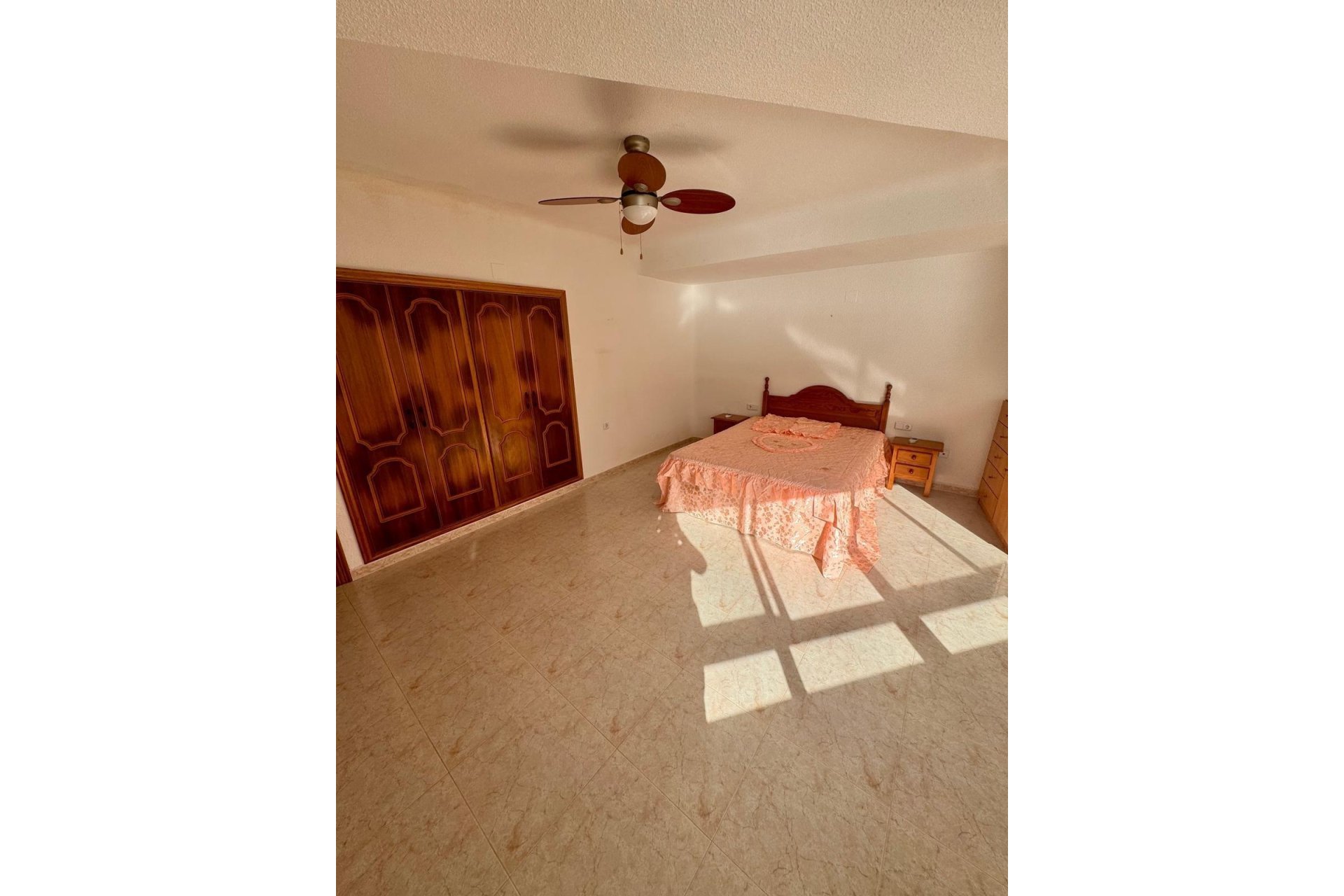 Revente - Apartamento -
Torrevieja - Playa del Cura