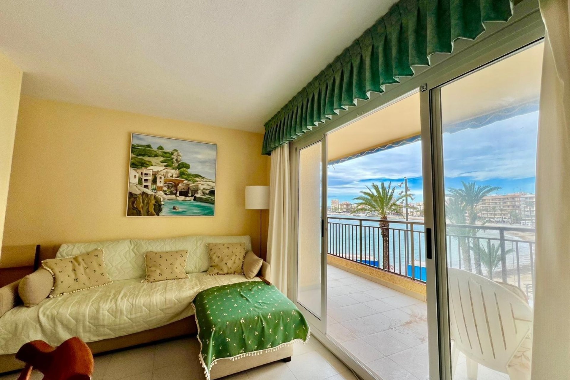 Revente - Apartamento -
Torrevieja - Playa del Cura