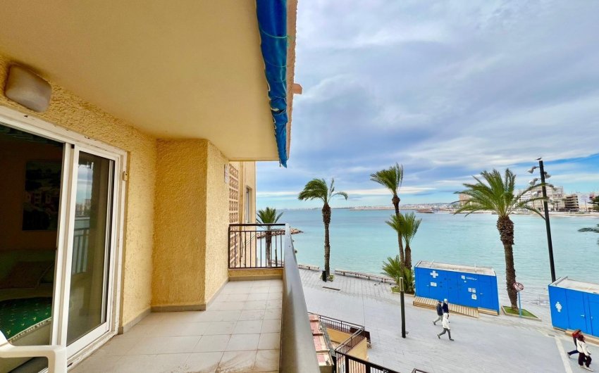 Revente - Apartamento -
Torrevieja - Playa del Cura