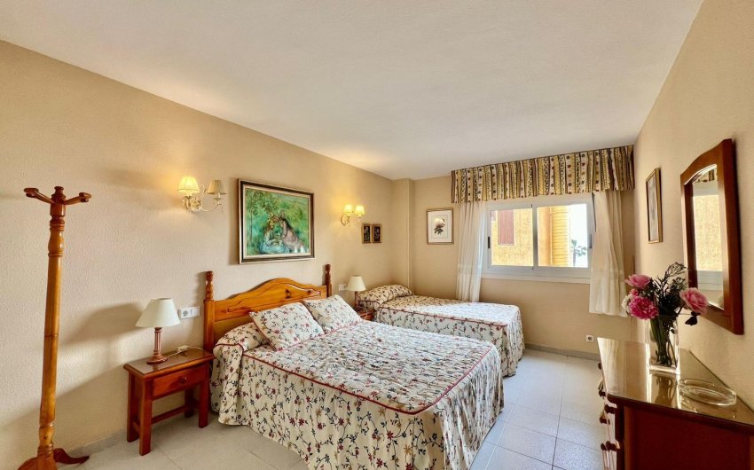Revente - Apartamento -
Torrevieja - Playa del Cura